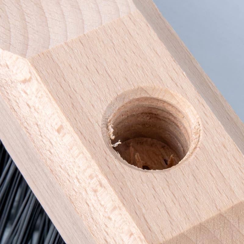Scopa Industriale da Esterno in Legno | 28-33 cm | Piumata o Liscia – FercasaShop®