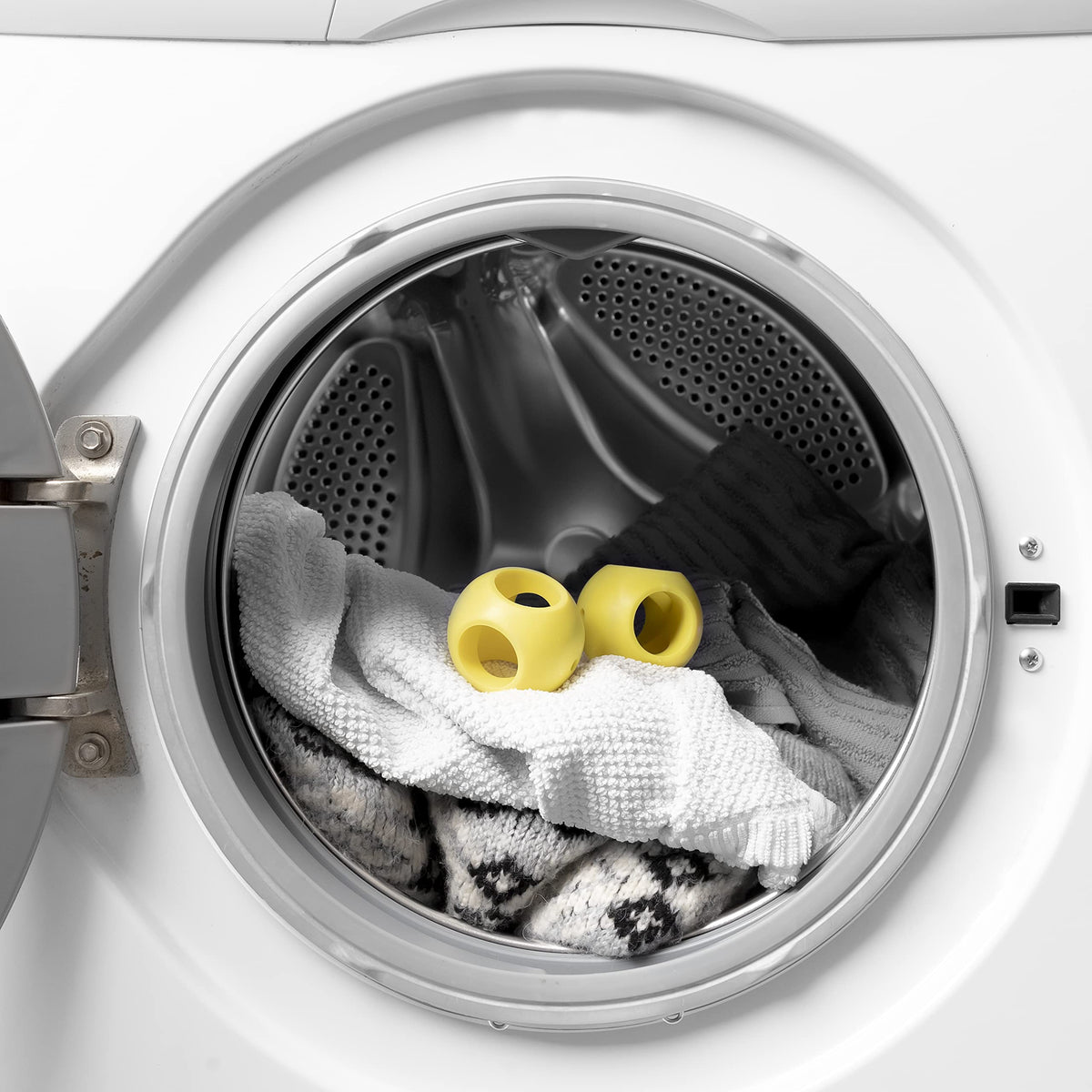 InnovaGoods - Lot de 2 billes magnétiques anticalcaires Ioclean, écologiques, réutilisables, économes en énergie, idéales pour lave-linge et lave-vaisselle, jaunes, en plastique