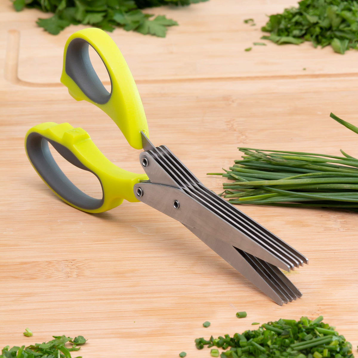 InnovaGoods - 5-in-1 Multi-Cut Kitchen Scissors, Saves Time and Effort, Clean and Precise Cuts, Multi-Purpose, Easy to Clean, Ergonomic, Lightweight and Compact, Yellow, Stainless Steel
