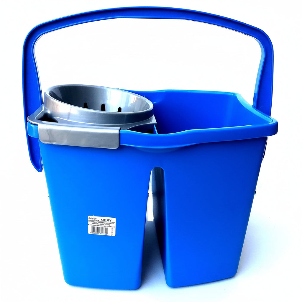 Double-basin bucket with 14-litre wringer. 2 x 7-litre tubs.