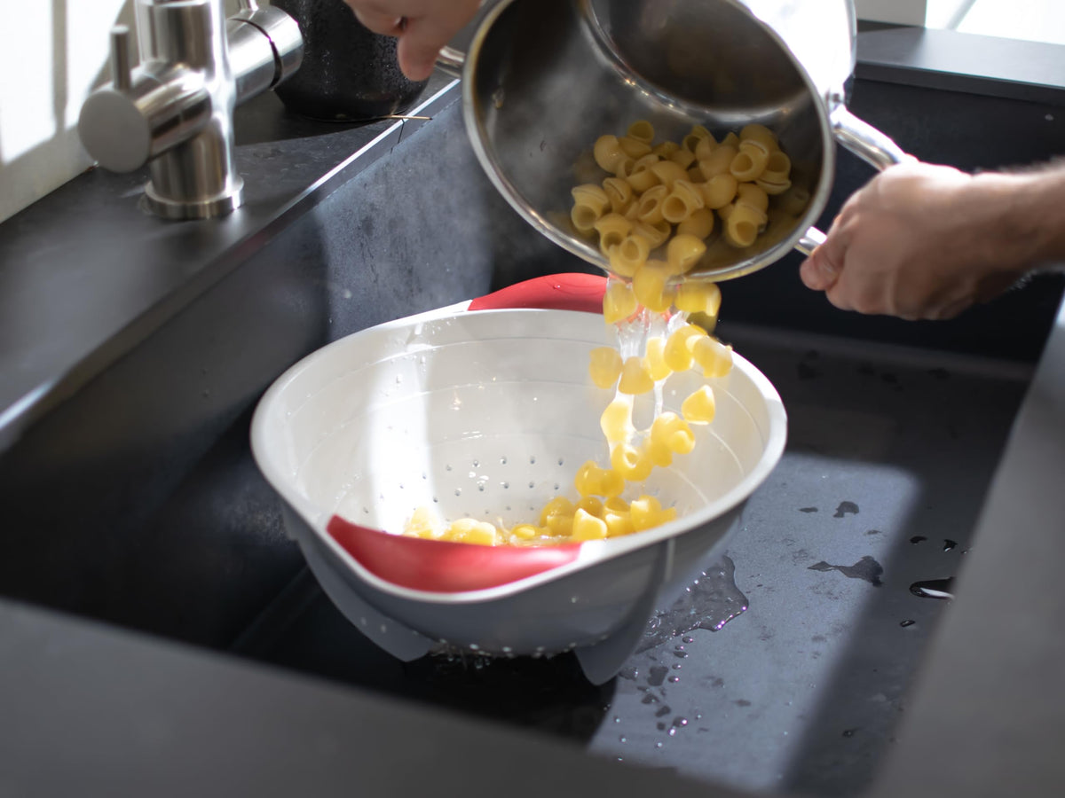 Ecoplast | Allegro Colander ø26.5, Plastic Colander with Handles, Assorted Colors: Green/Red/Dove Grey/Tangerine, Made in Italy