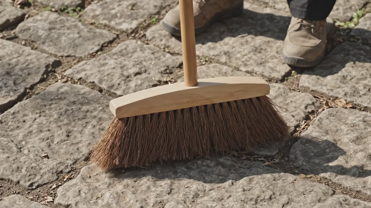 Scopa Ecologica in Fibra di Cocco Naturale 33 cm – Cotto, Parquet e Terrazze